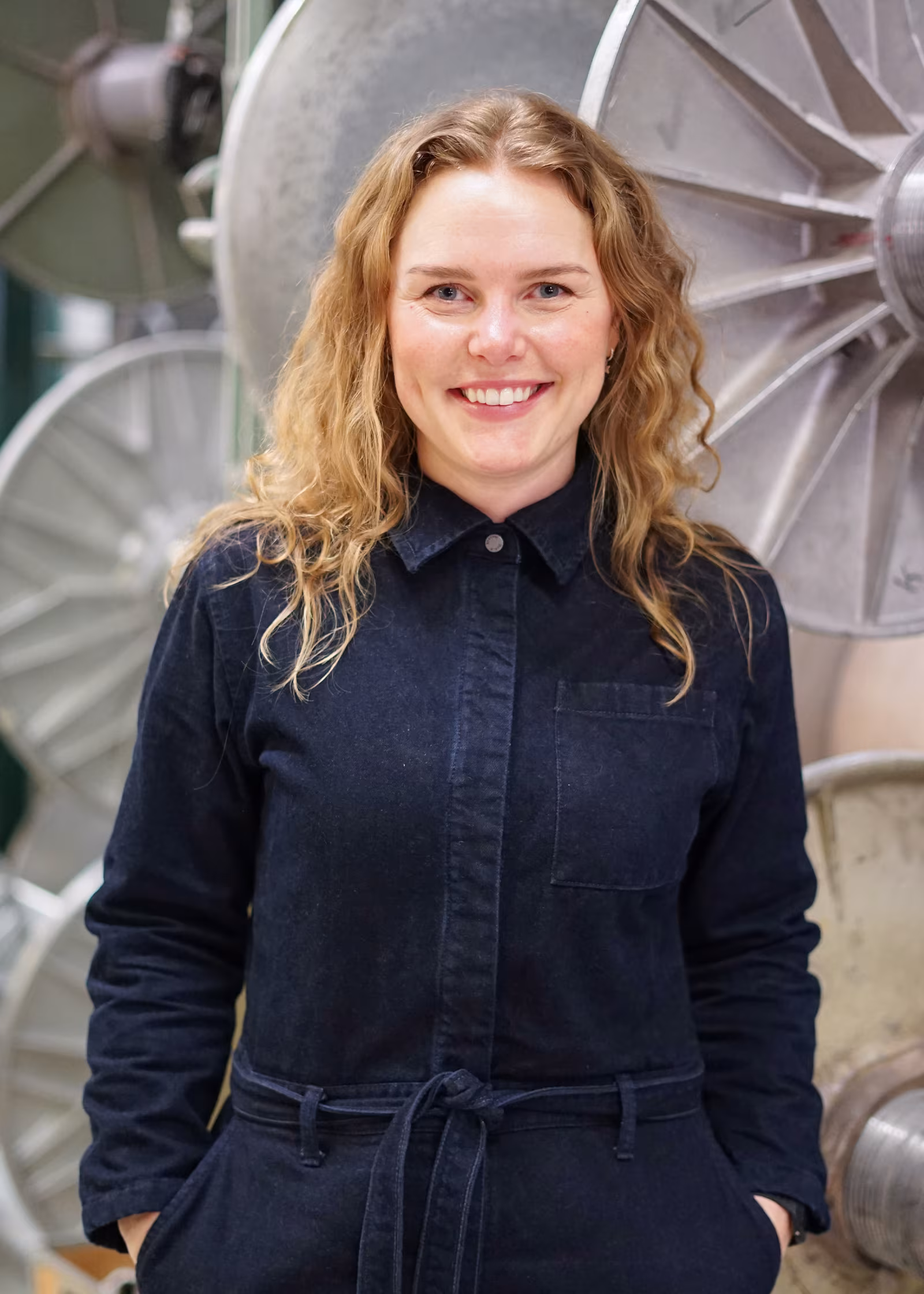 Hanna Bredberg, produktutvecklare på Klässbols Linneväveri
