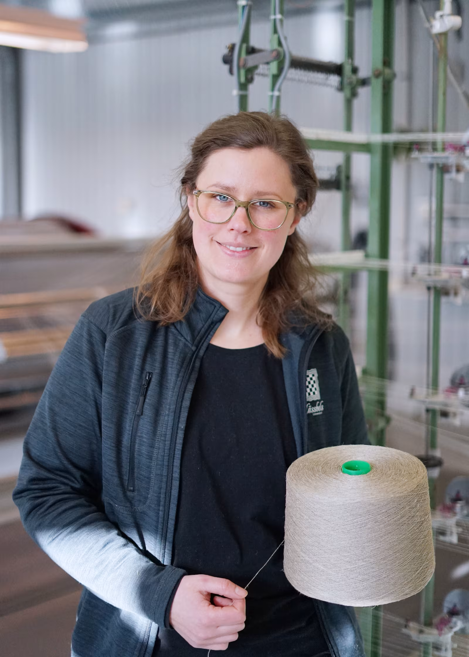 Therese Henner, varpare på Klässbols Linneväveri