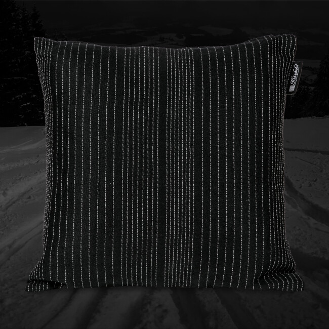 Norrland cushion Klässbols Linneväveri Lena Bergström Spår 10 black front back