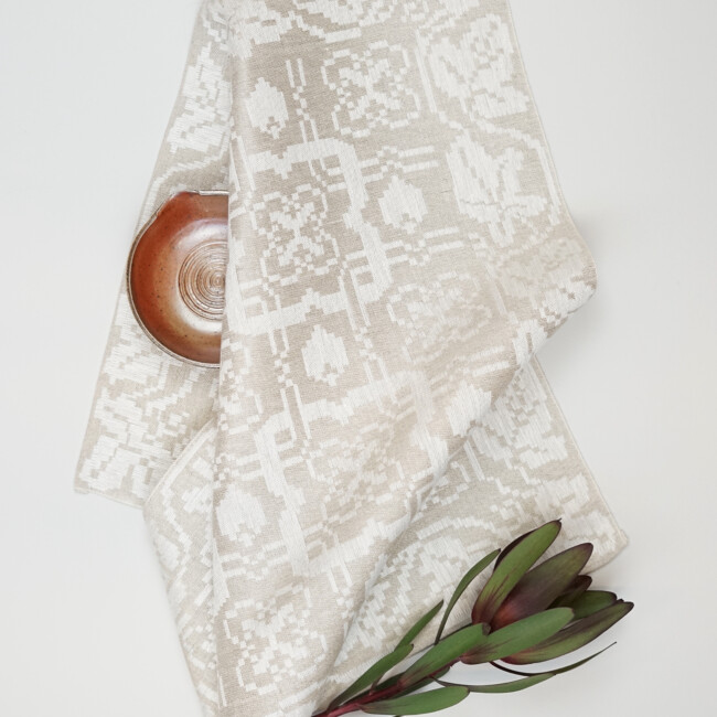 vine napkin in unbleached. Klassbol&#39;s linen fabric 
